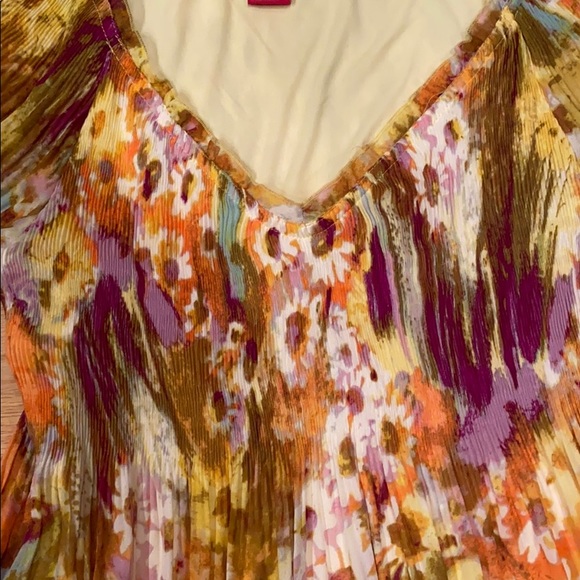 Sunny Leigh dress - Picture 2 of 4